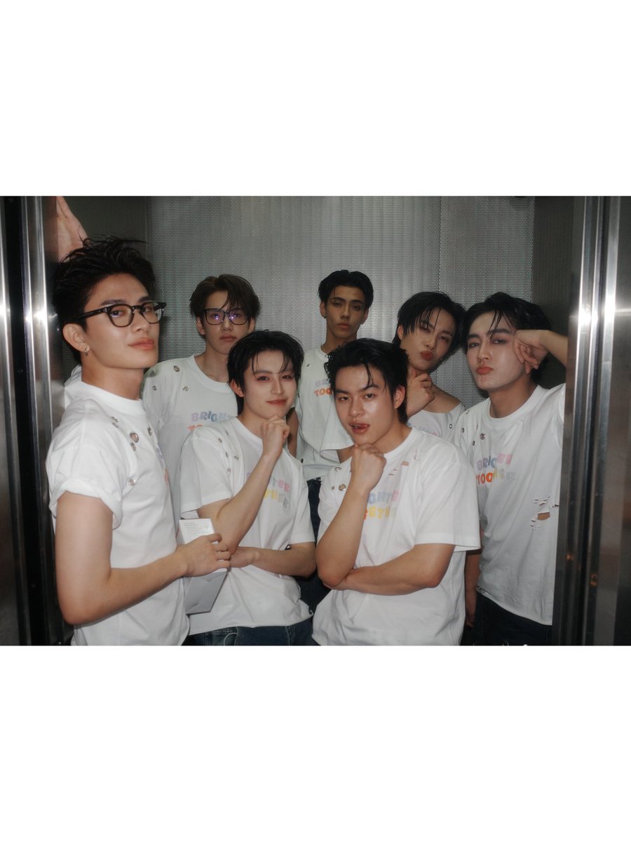 AA__LAB's tweet photo. ー♡ aa.busofficial IG POST UPDATE 🫧
(28.07.2026)  

🗯️: la1 done

🖇 : https://t.co/QzUmMq2fKW

#AAashirakorn @aa_ashirakorn #BUSbecauseofyouishine 
#BUS_LIGHTASONE https://t.co/2Y5HlSsFNv