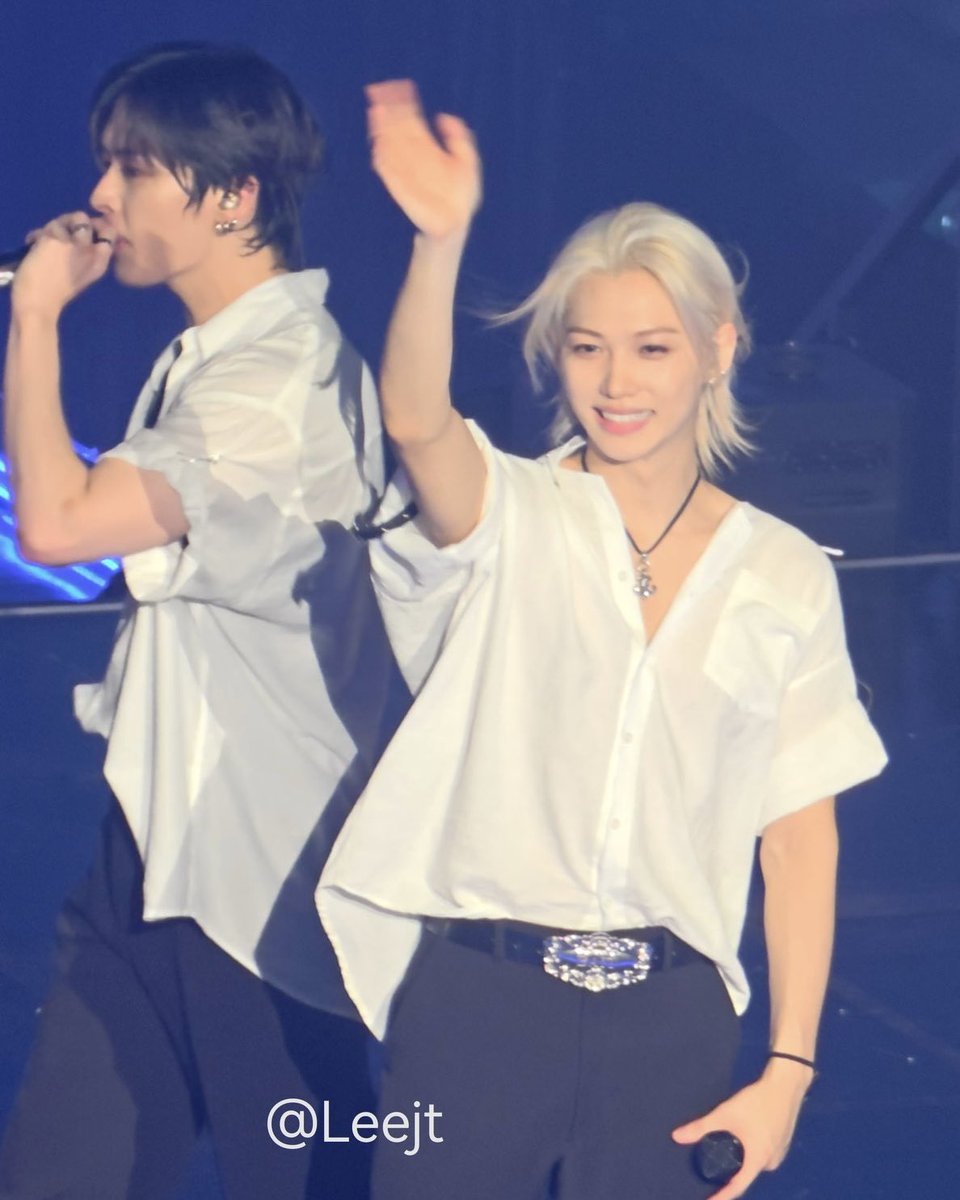 valrani_skz's tweet photo. happiest kitten in the world https://t.co/1tLl6thc4Z