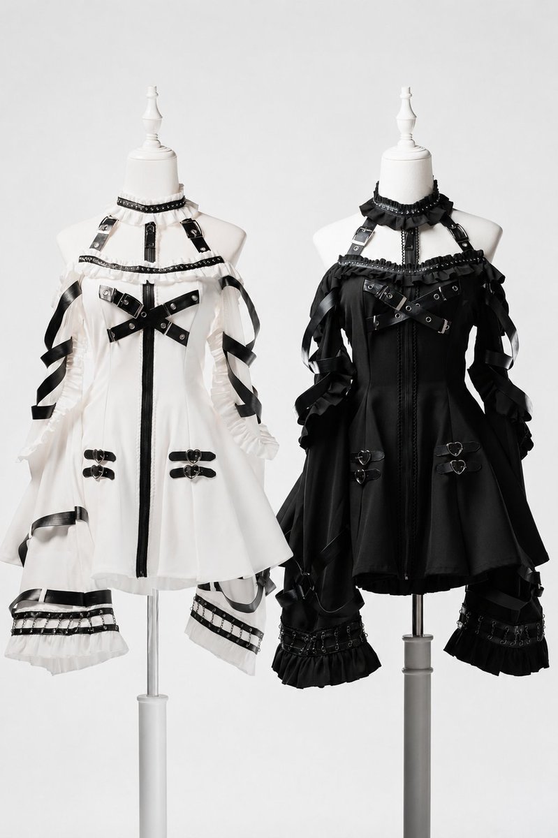 Belchic7's tweet photo. サイバーゴシック地雷ワンピース発売開始🤍🖤
8月22日受付終了☑️ https://t.co/io7KrTiCA7