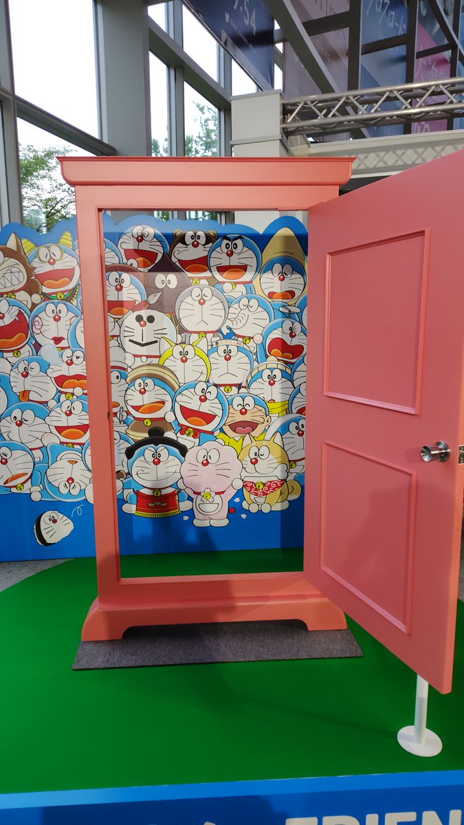 pitapakareiwa's tweet photo. https://t.co/FFijulCfzL
テレビ朝日の『サマフェス』行ったらドラえもんがいっぱいだったり
「ドラえもん」の参加型ゲーム(スマホでミッションクリアしていくゲーム)あったりして癒された。
#ドラえもん #Doraem #テレビ朝日 #サマフェス #ミッション #夏休み #六本木 #楽しい #癒し https://t.co/uZqZlhzajO