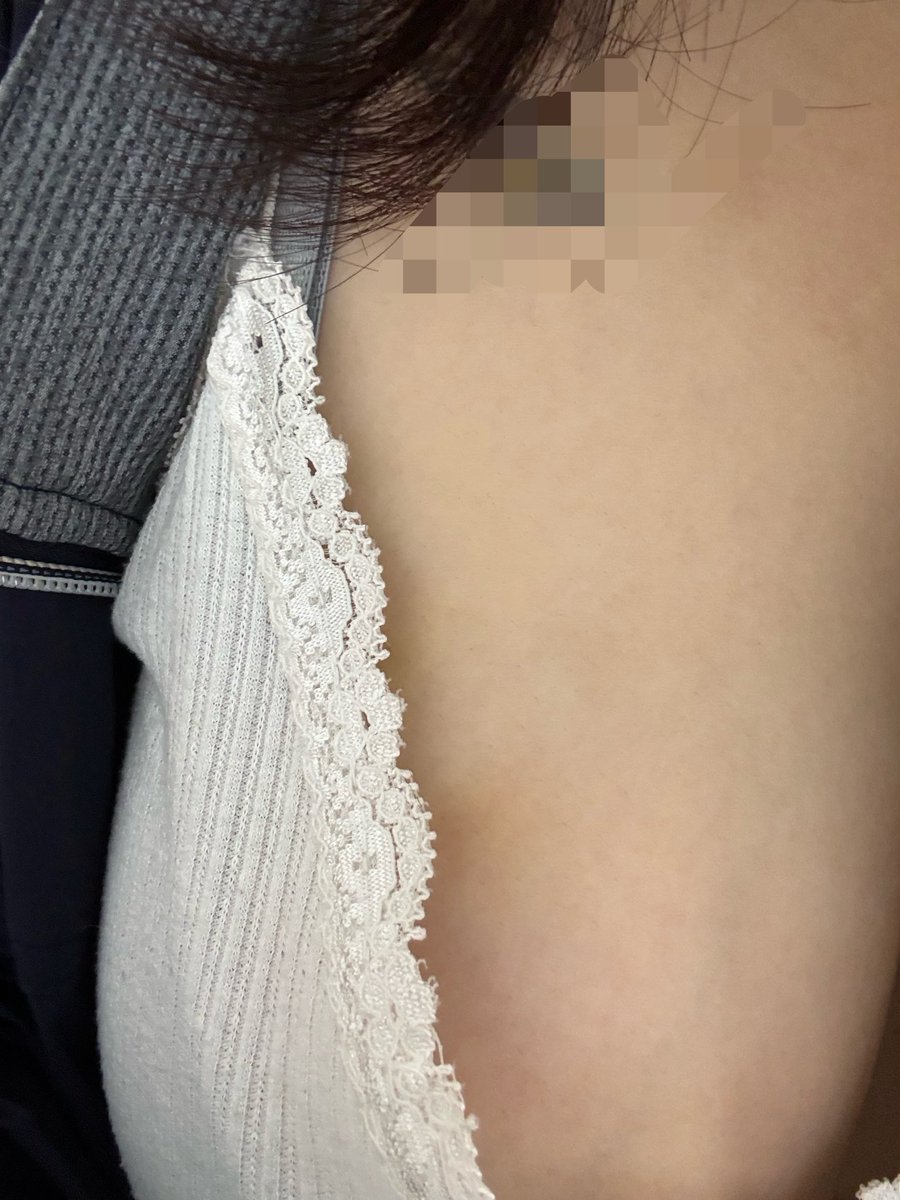 Yaami_03's tweet photo. 마운자로 맞았더니
속이 울렁울렁울렁
살려줘살려줘살려

#뚱녀 #BBW #빅걸 https://t.co/kULRlZtv3o