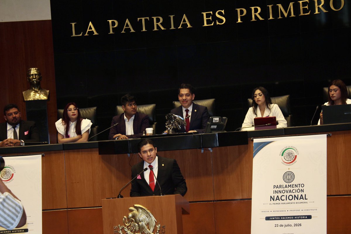 Antoni30_'s tweet photo. Hemos dado un gran salto de participación!
No existió miedo ante la gran tribuna de México, no existieron fantasmas que traicionan a la mente, solamente existió la convicción y la responsabilidad en favor de las juventudes mexicanas. 
Se refuerza la @VJR_2025 https://t.co/PqkDUwcBWt