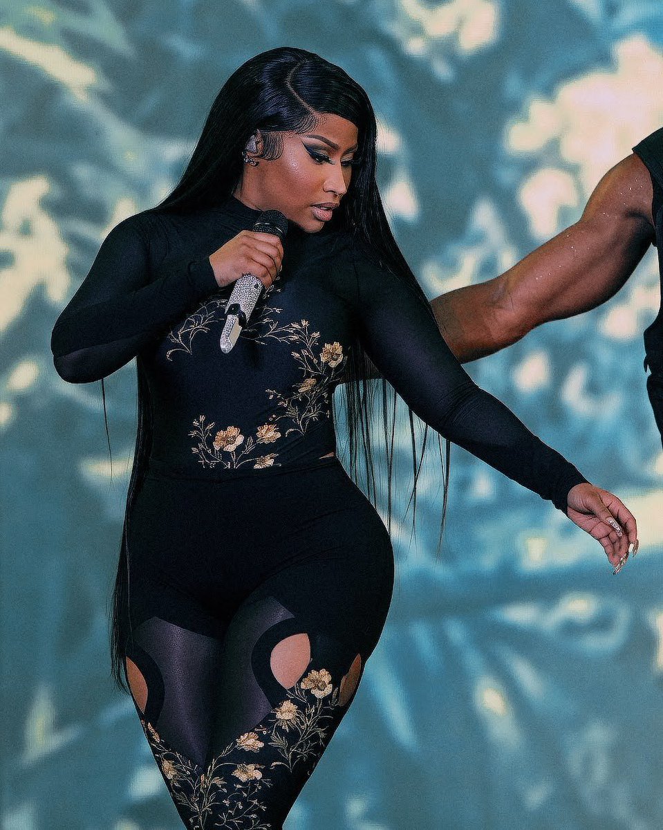 DetroitEminaj's tweet photo. https://t.co/oxKEVuF43X