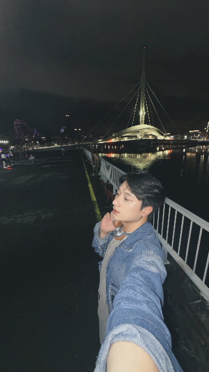 TylerX6c's tweet photo. 🌃 https://t.co/OoY4eT1ryT