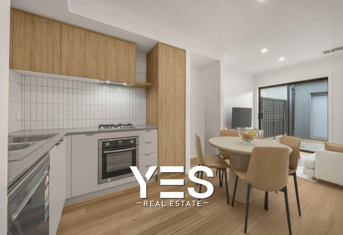 YESRealEstateAu's tweet photo. 💥𝗝𝗨𝗦𝗧 𝗟𝗜𝗦𝗧𝗘𝗗💥 FOR LEASE

📍 51 Kamet Street, 𝗖𝗹𝘆𝗱𝗲 VIC 3978
🛏️ 3🛁 2🚗 1
💰 𝗥𝗲𝗻𝘁: $560/week

📩 Book your inspection today!
Miuru Jayasinghe 📲 0415 448 438

🌐 https://t.co/5qkoBXYwtu

#YesRealEstateAustralia #realestate #forrent #forlease #clyde #melbourne https://t.co/bs0yBLRJpI