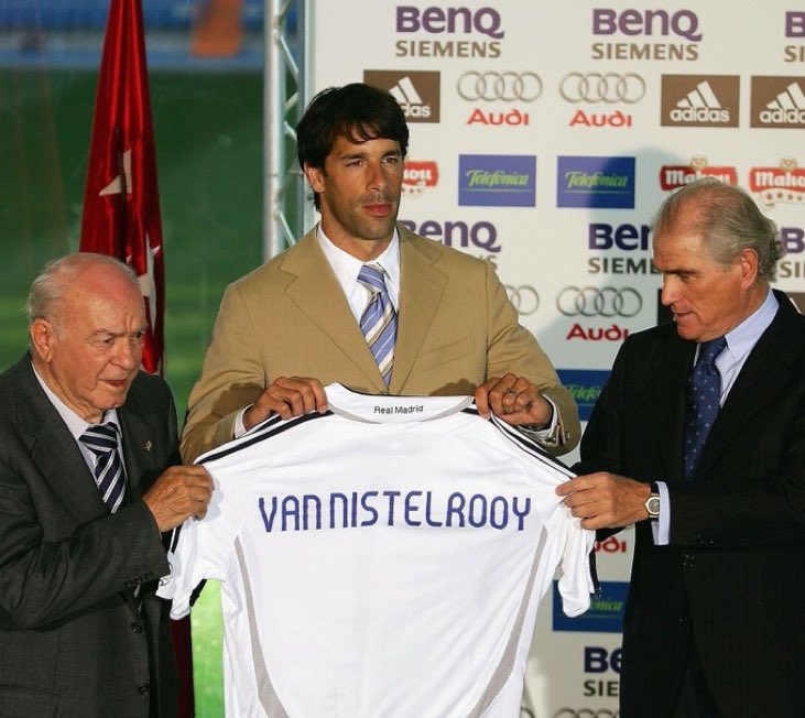 MadridXtra's tweet photo. 20 years ago today, Real Madrid signed Ruud Van Nistelrooy.

What a player. 🇳🇱 https://t.co/XwS0wg2idL