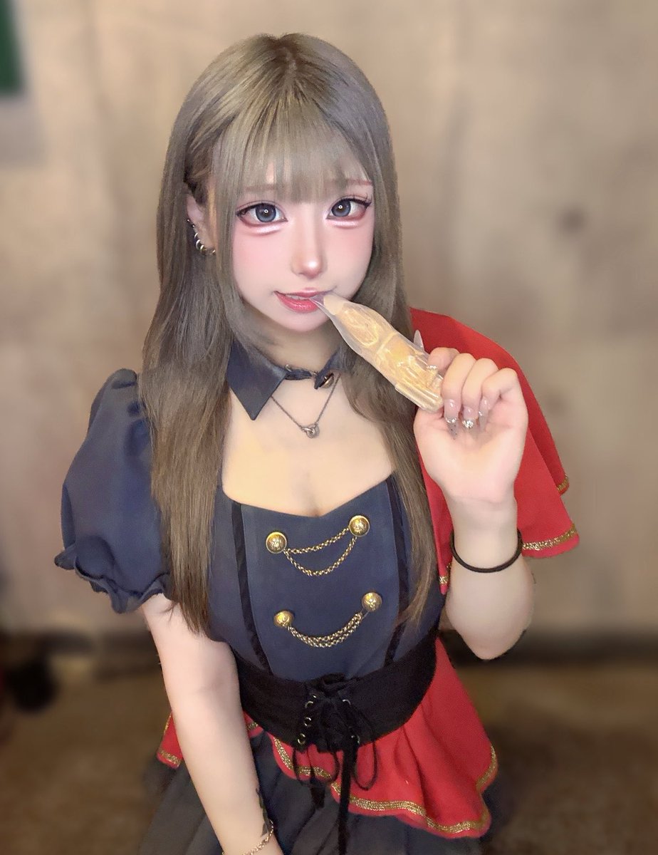 cafebar_guild's tweet photo. 7月28日ログインの怪盗

ろぐいんの怪盗🎩 
♦️ましろ@gu__xma 
🔹える@xuzun_4 
皆様お待ちしてます✨
＃大阪　＃宗右衛門町　＃東心斎橋　＃コンカフェ　＃大阪コンカフェ  ＃心斎橋コンカフェ https://t.co/ugV383jwCf