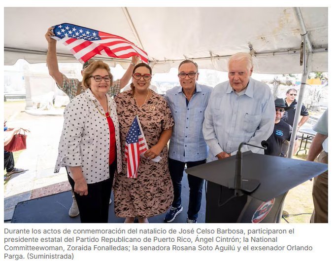 whereswaldo555's tweet photo. Ces lèche-bottes de Trump sur la photo ci-dessous croient vraiment que Porto Rico deviendra un État américain, alors même que leur idole est fermement opposée à ce que Porto Rico et Washington DC obtiennent le statut d'État!
#TrumpPedoFiles #TrumpisaTerrorist #TrumpIsAPedophile https://t.co/DhQ7VyKIRM