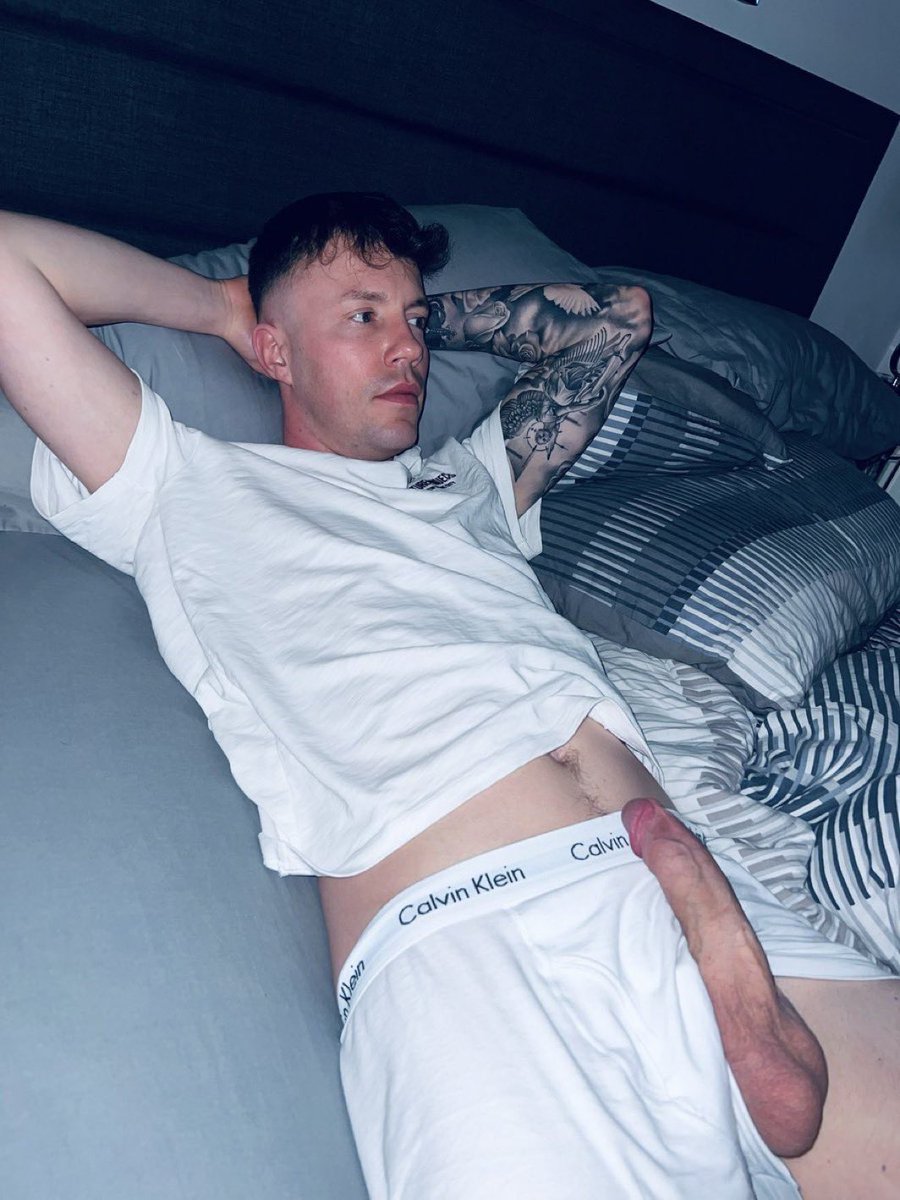 CallumKurtiss's tweet photo. RT 
If you like morning Glory 😈 https://t.co/As4uyVpzXY