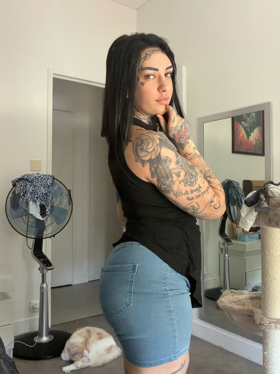 🇫🇷 Lena la tatouée 🐬🦋🇫🇷 tweet media
