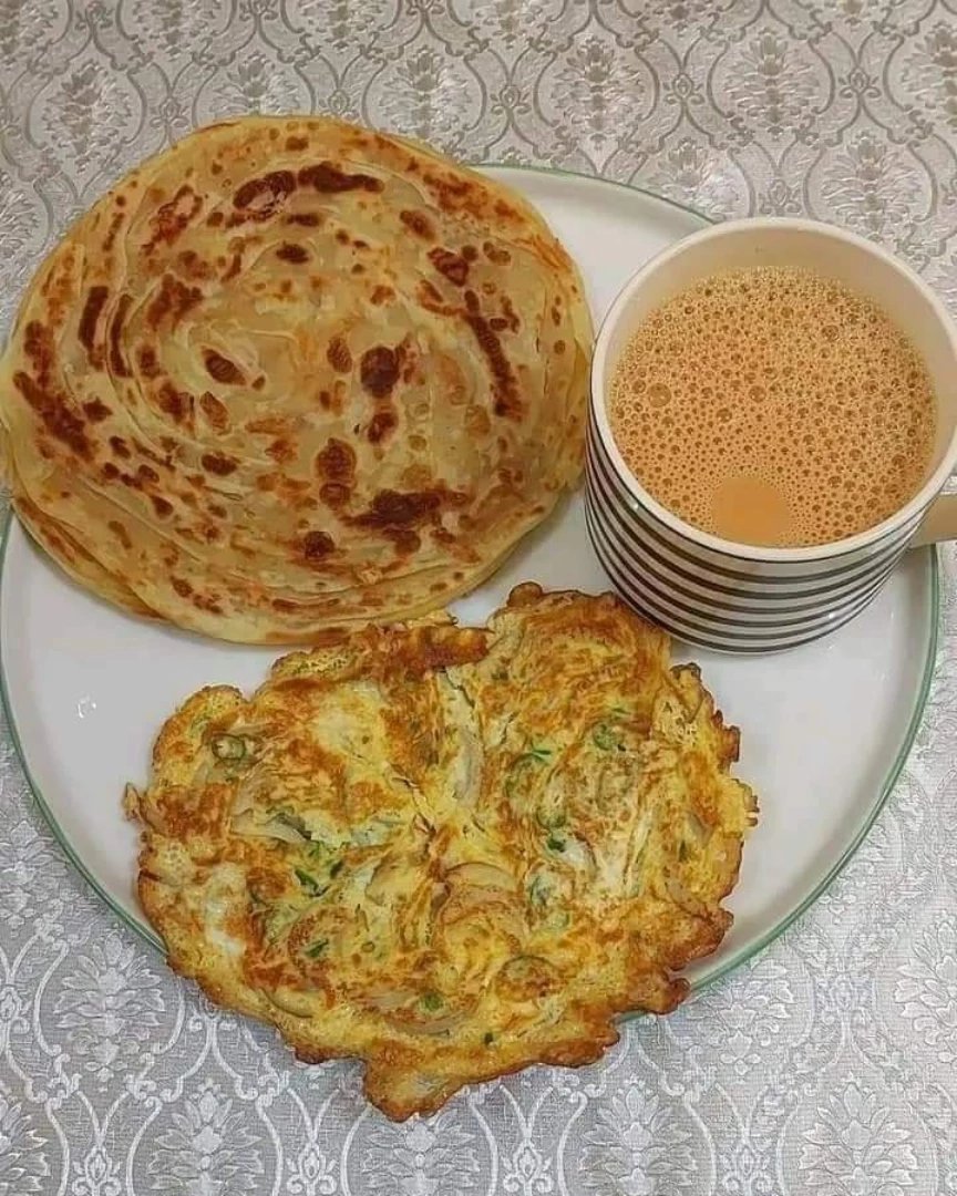 qasimkbukhari's tweet photo. پتہ نہیں لوگ کیسے پرفیکٹ لائف گزار لیتے ہیں میرا تو کبھی پراٹھا پہلے ختم ہو جاتا ہے کبھی انڈہ...
#chai #nashta #tea #anda #breakfast #randomclick #mobilephotography #mobileclick #mobilephoto #photographer https://t.co/xjcgf1LiJs