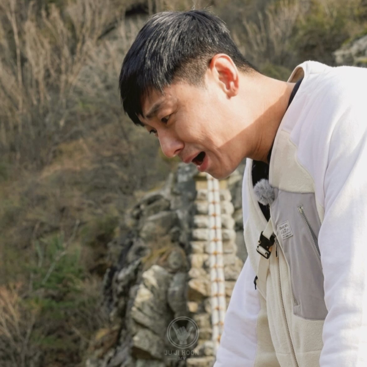 ju__luv_'s tweet photo. 겁 많은 바부 고앵이 https://t.co/2dJXqqKpbj