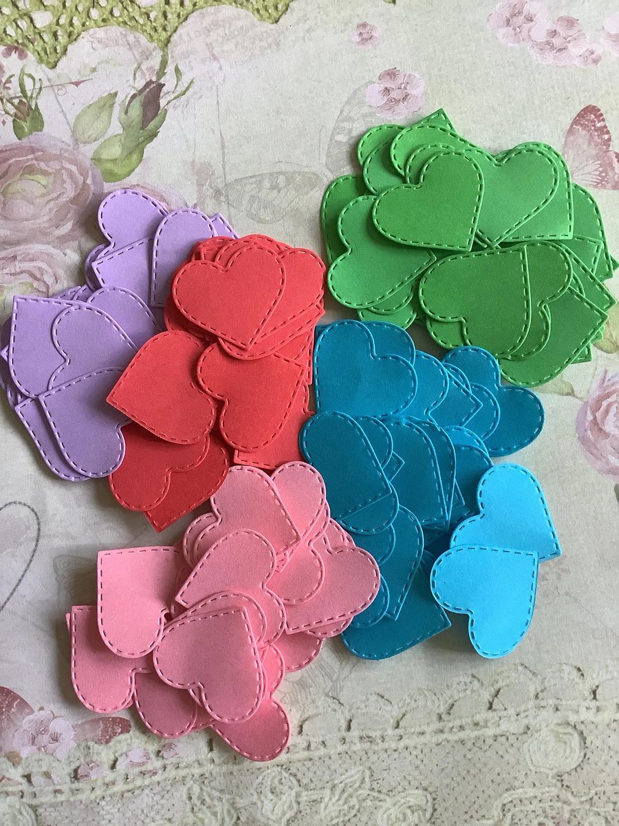 WatsonsVintage's tweet photo. JUST £3.50 PER PACK (+P&P)!!! 50 Piece Pack of 1" Wide 80gsm Coloured Paper Heart Shapes - Card Making - Kid's Crafts - Love Themed Journals/Scrapbooks - Wedding Confetti https://t.co/9paXOxejf2 via @Etsy #PaperHearts #HeartShapes #PaperCrafts #Confetti https://t.co/iJGIosoii7