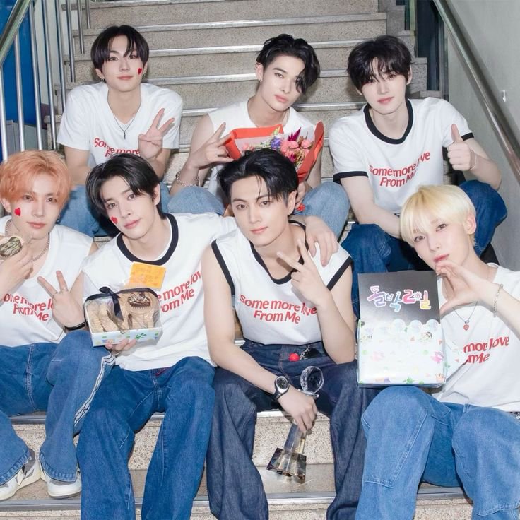 back73881's tweet photo. @b_back73881 ENGENE's demands remain unchanged. The boycott will continue until our concerns are addressed and meaningful action is taken. We stand for fairness, respect for all sevEN.

엔진은 책임 있는 경영을 요구합니다.
#Demand_HYBE_Q2Compliance
#BoycottHYBE_CeaseMisconduct https://t.co/LJsKO5tkaG
