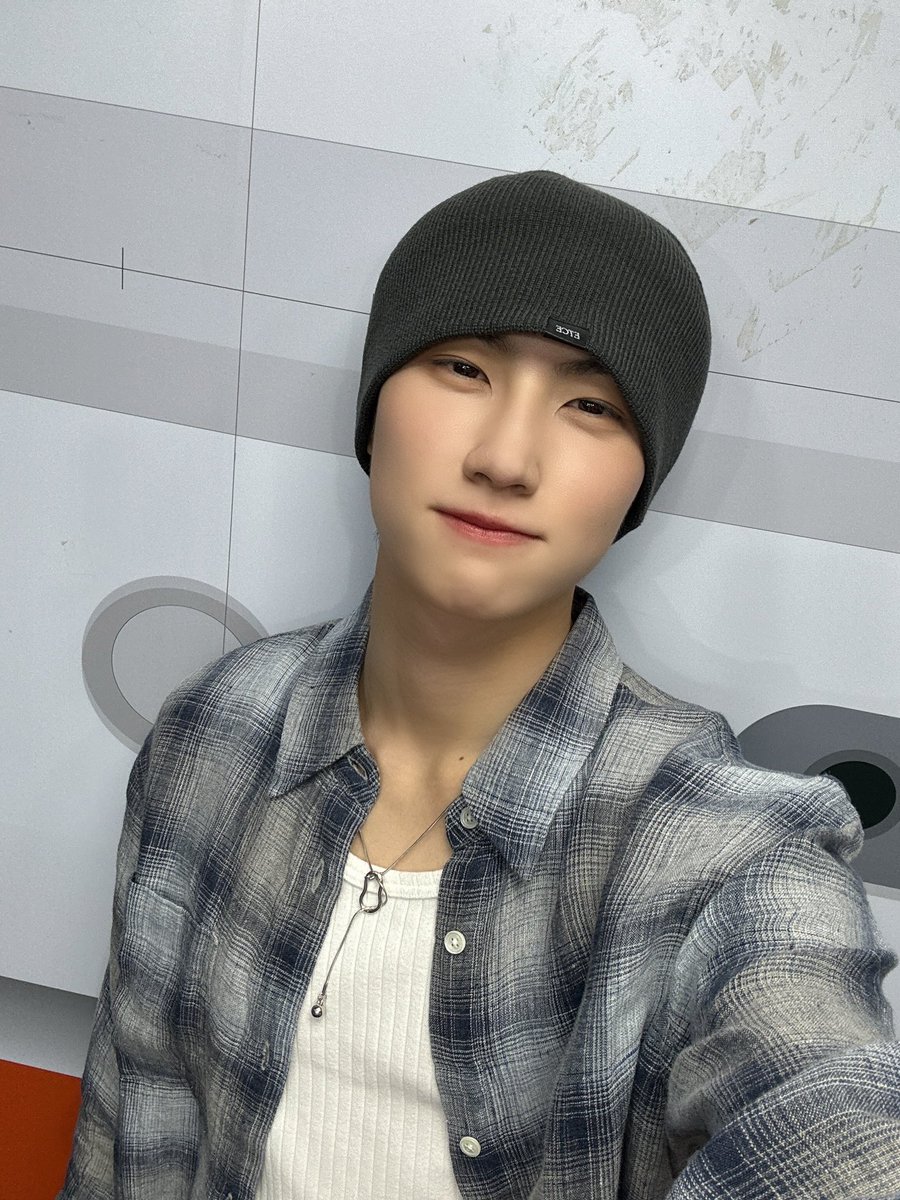 TNX_twt's tweet photo. 7월 마지막 라디오 끝 🫶🥰

#TNX #티엔엑스
#최태훈 #TAEHUN https://t.co/7U0Bv3Dknm