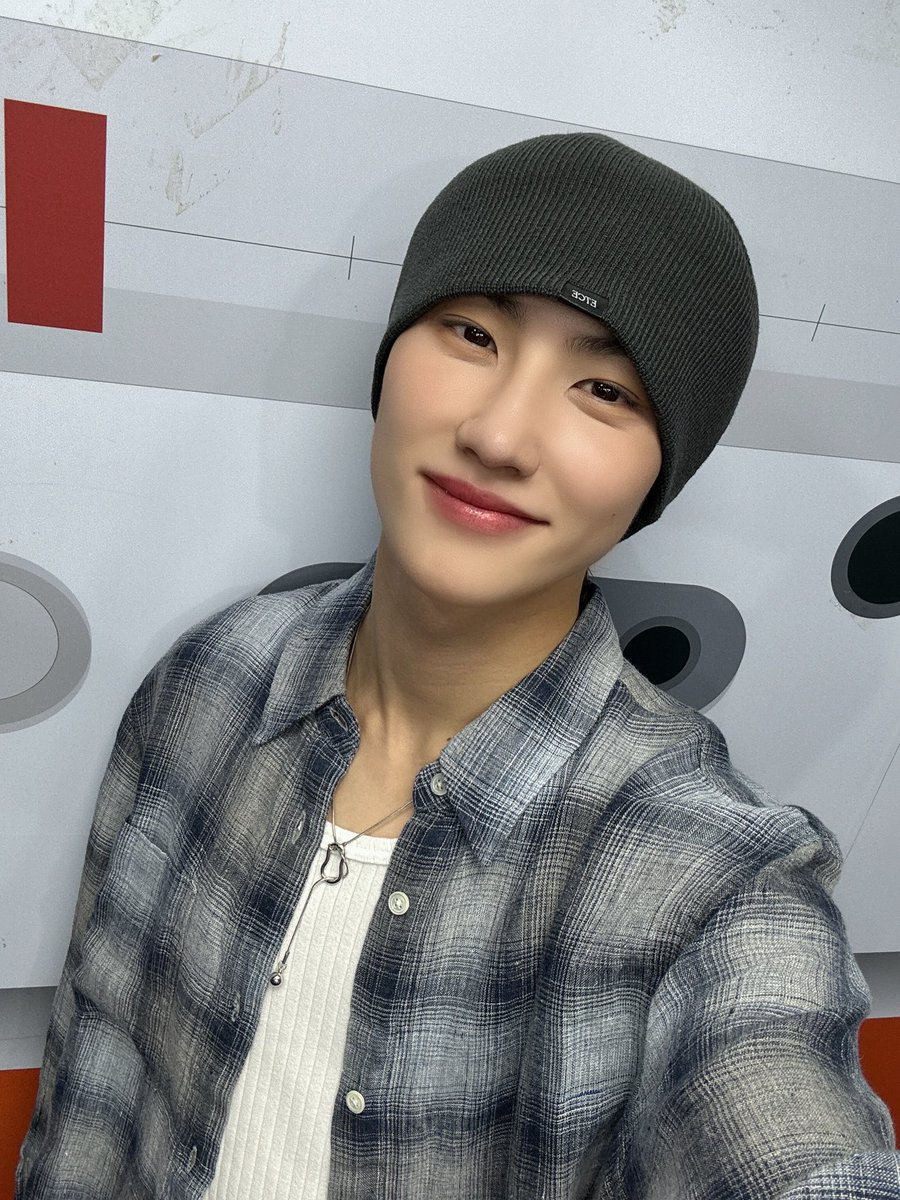 TNX_twt's tweet photo. 7월 마지막 라디오 끝 🫶🥰

#TNX #티엔엑스
#최태훈 #TAEHUN https://t.co/7U0Bv3Dknm