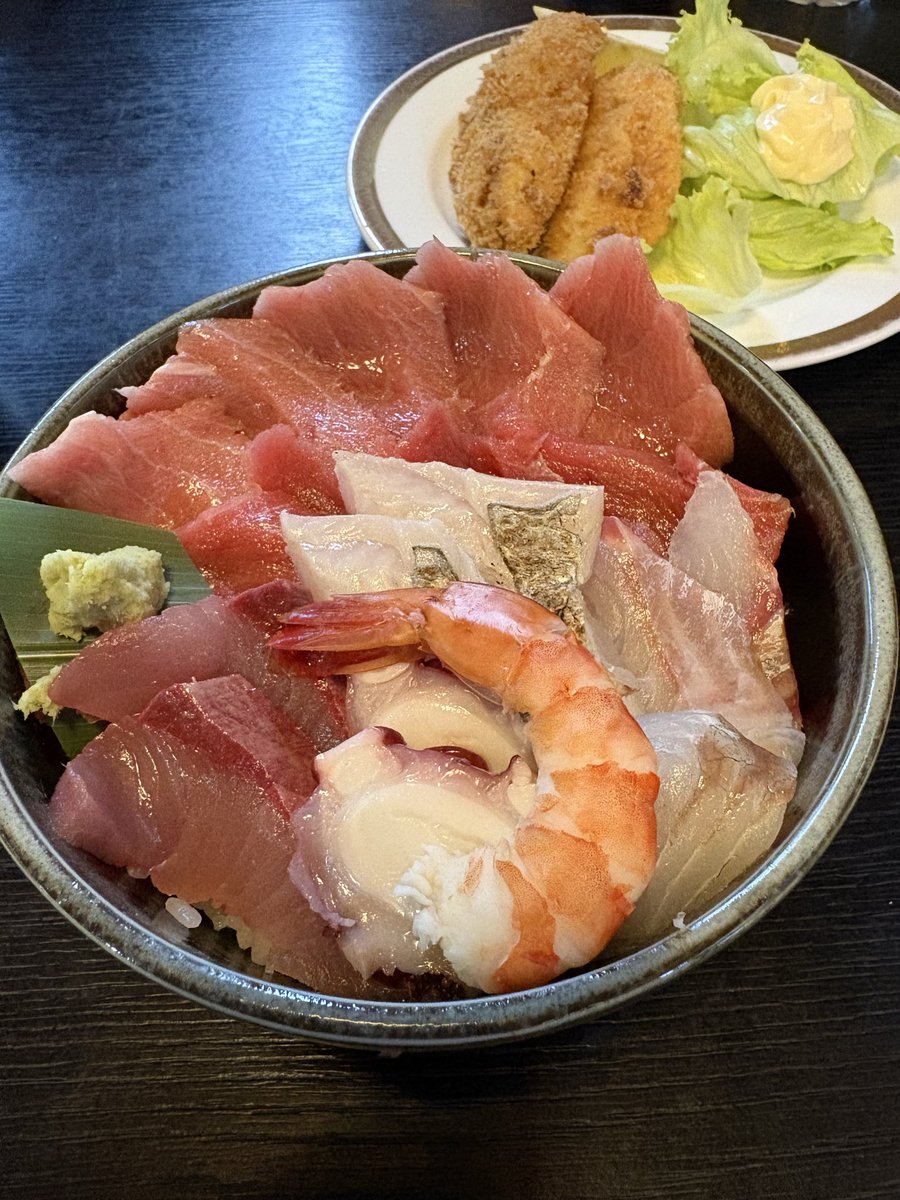 SugarCaneguest's tweet photo. 富津で海鮮をいただきました！ https://t.co/LcZLXvk7eX