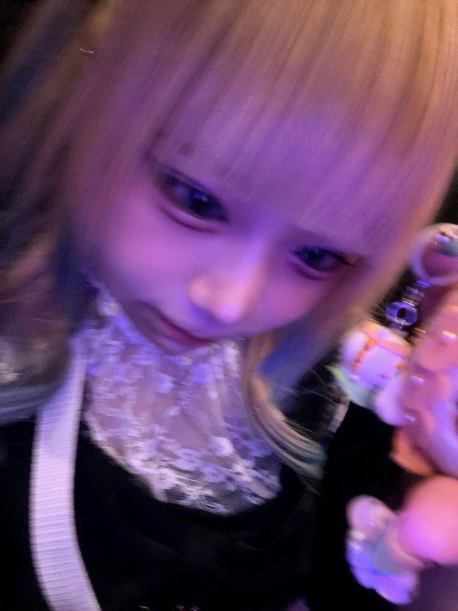 zzzoo669's tweet photo. ちいかわ映画見てきたよ🌺
シーサー自引きできました꒰(՞..◜ヮ◝..՞)꒱ https://t.co/0nqqa8nSFJ