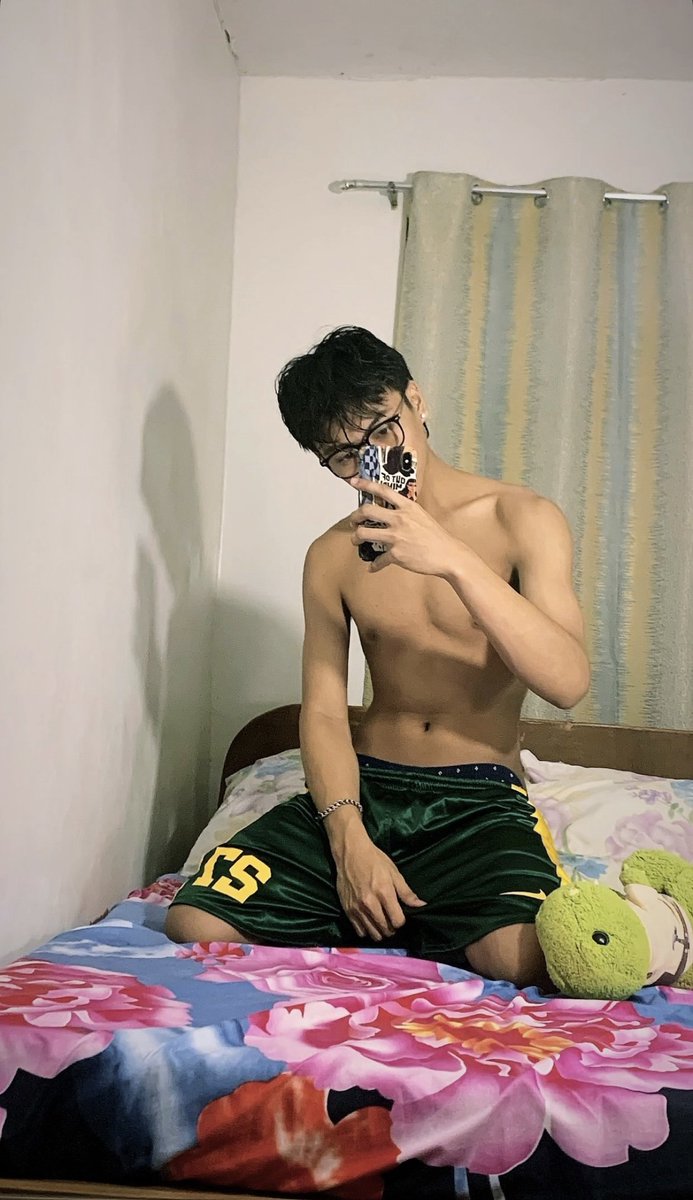 marksdakzz's tweet photo. libog na naman #alterph #daks https://t.co/DEla8nu1Z0