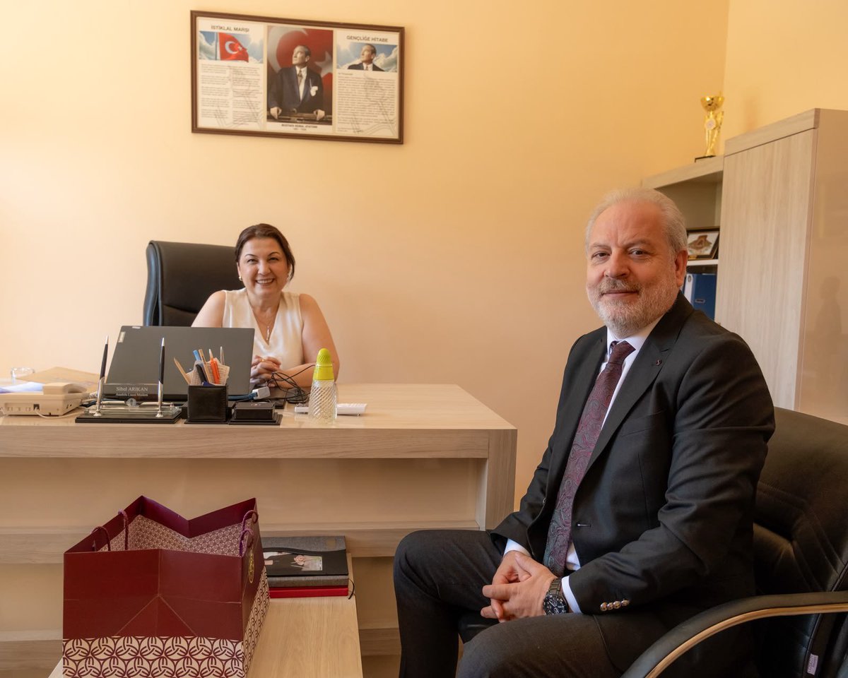SagerTuran's tweet photo. Alanya Özel Hamdullah Emin Paşa Anadolu Lisesi Müdürü Sayın Sibel Arıkan’ı i ziyaret ettik.

Misafirperverliklerinden ötürü kendisine teşekkür ediyorum. https://t.co/srIPVltIOU
