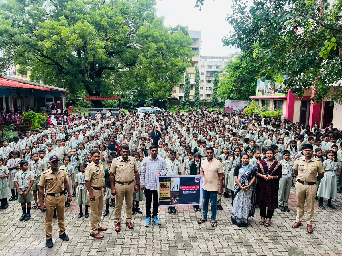 prashantwa86299's tweet photo. Wisdom English Medium High School Vikasnagar Dehuroad Police station https://t.co/q8ZT5zzD03