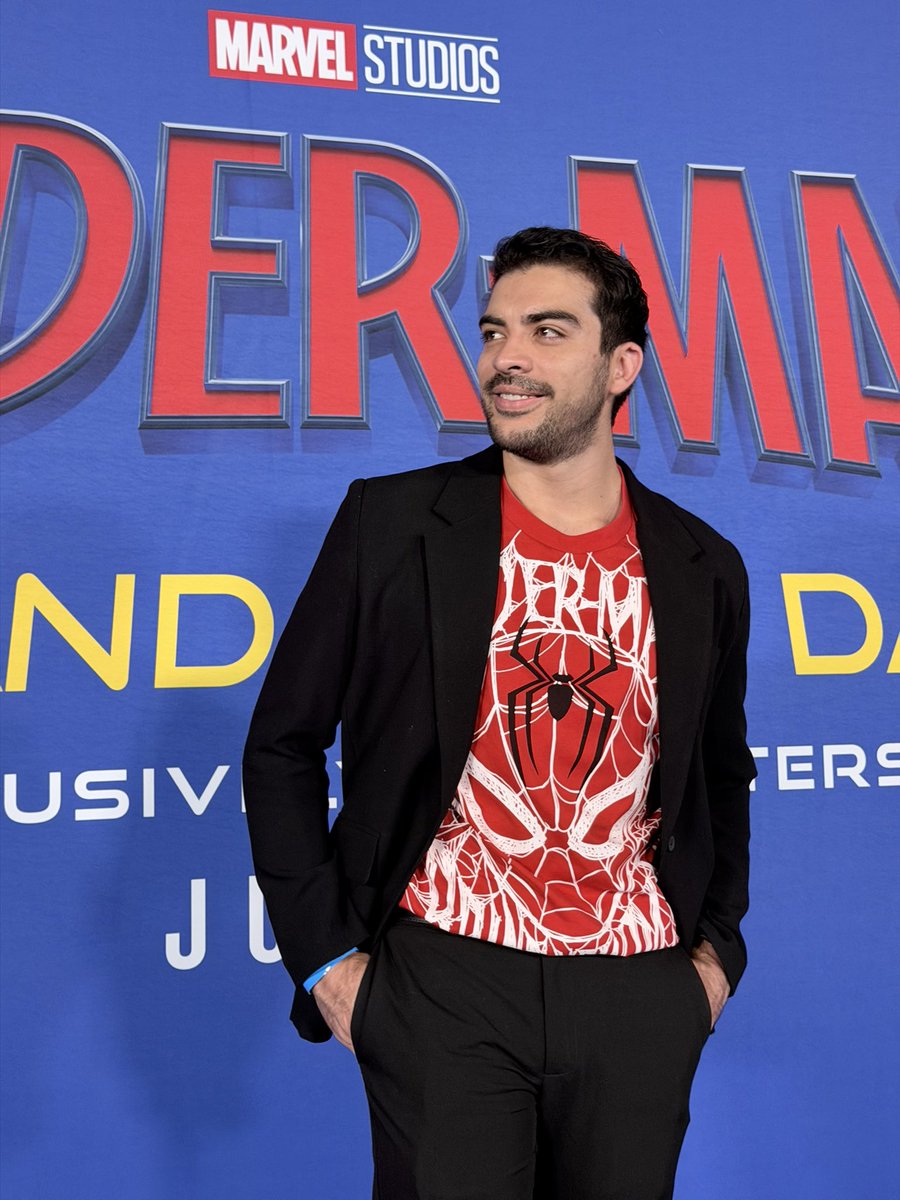 Peli_Comic's tweet photo. AAA estuve en la premier MUNDIAL de Spider-Man Brand New Day y ahora sí se ¿CÓMO ESTÁ ESA ARAÑA?

Me encontré a Punisher y el jefazo Kevin Feige. Pronto les podré decir qué tal. 
Primera premier mundial de Marvel Studios con 10 años de contenido y tenía que ser Spider-Man. 🕷️❤️ https://t.co/aVdQfHYTSQ