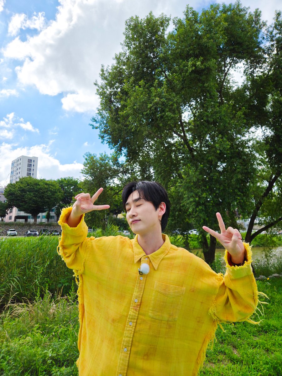 SJ_DnE_official's tweet photo. [📸]
ENA <아이돌 파견근무> 마지막 방송

그동안 은혁이의 직장인 모먼트를 사랑해 주셔서 감사합니다💓

#은혁 #EUNHYUK
#슈퍼주니어DnE #SuperJuniorDnE https://t.co/palei6uK6g