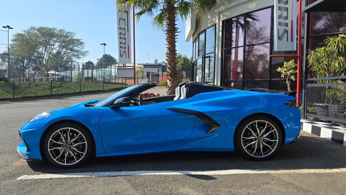 SentiMETAL_ZA's tweet photo. View the full listing here : https://t.co/7PI6VjkQAb 🏁 #CorvetteC8 #C8Stingray #Sandton https://t.co/wrQim3wBvs