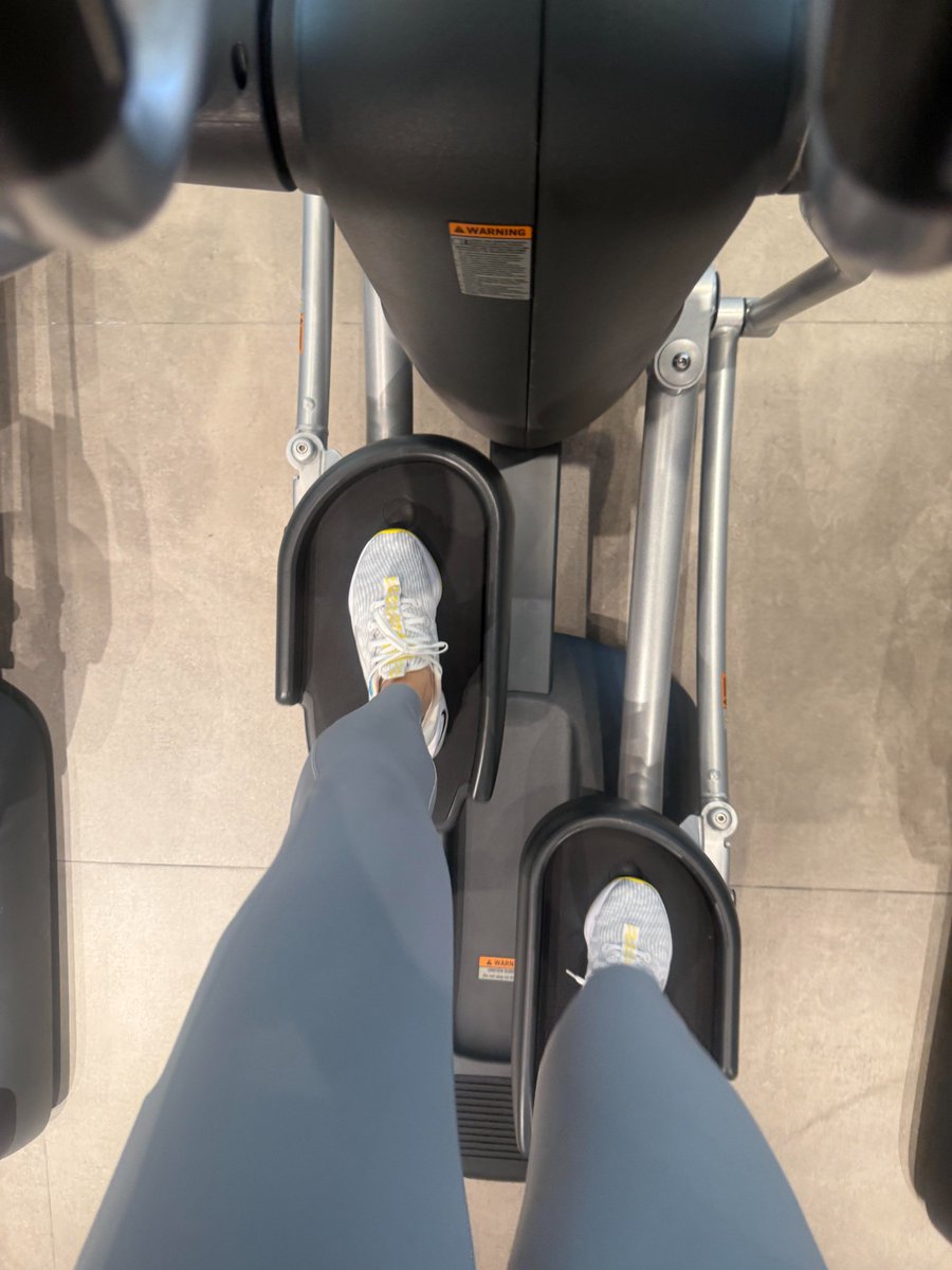 Chenlisa09's tweet photo. The pace was steady, the workout was effective, and the dopamine rush afterward was intoxicating. Steady progress is real improvement.😊 https://t.co/AGdsoxzY9B