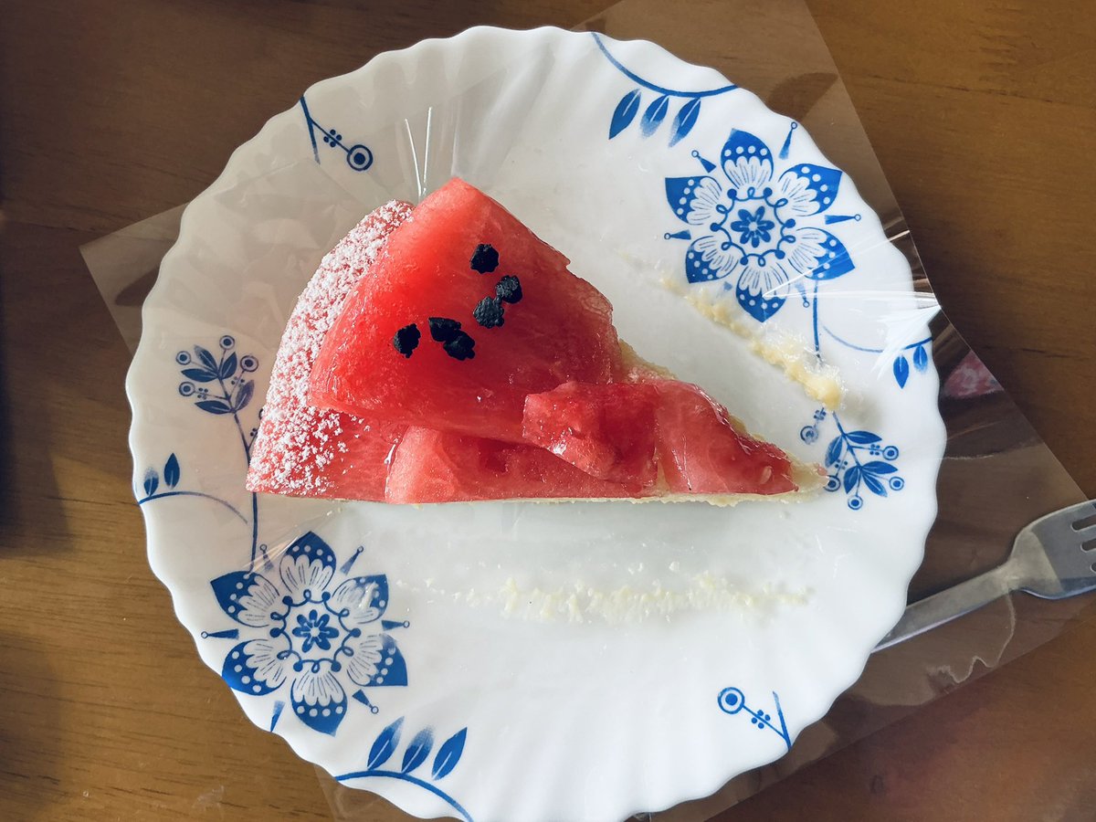 HAKUNAIOL's tweet photo. 🍉 https://t.co/b8CrAZbmFx