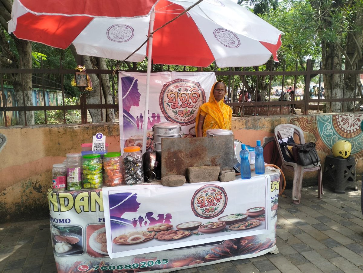 humarabachpan's tweet photo. Sambhavi Suruchi Tea &amp; tiffin stalls at different places of Bhubaneswar city run by Sambhavi Mahila Udyogi supported by Humara Bachpan Trust. Focus is in branding and improving product quality.
#womenentrepreneurs
#womeninbusiness
#womenempowerment https://t.co/s1qOtEgDXw