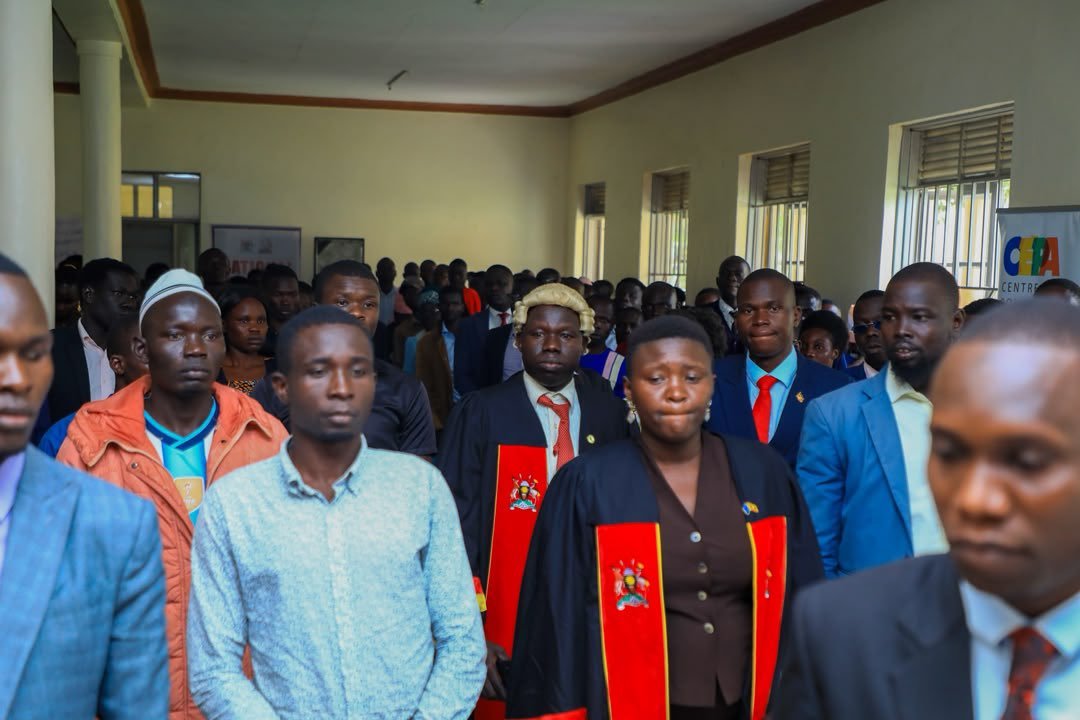 LakisaIvan's tweet photo. o
Over 400 youths leaders joined together in the second sitting of the 8th Westnile Sub-national Youth parliament, I was humbled to have offered Justice to the house.
Thanks @FarajaAfricaFdn @AdvanceAfrika01 @EUinUG @DKinUganda for supporting this parliament.
#SNYP
#NationalYouth https://t.co/hY9uWMKnC3