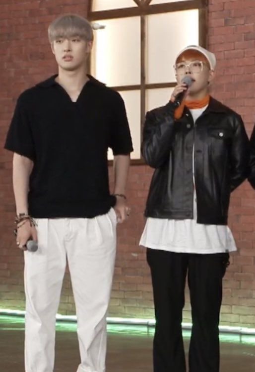 n01likemingi's tweet photo. not in my house https://t.co/BVO8TSi2IA
