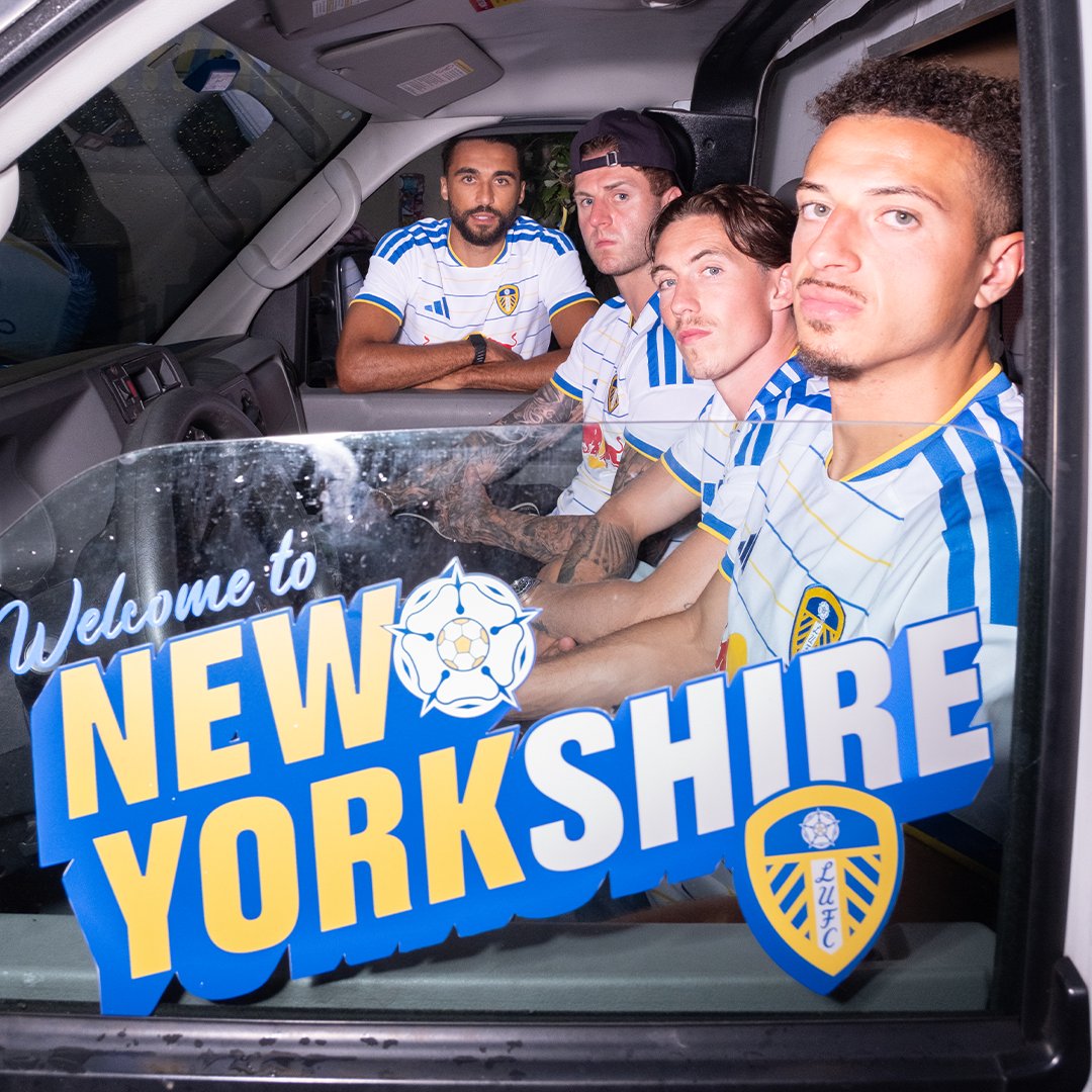 LUFC's tweet photo. 🤍 𝗳𝗿𝗼𝗺 𝗟𝗲𝗲𝗱𝘀 𝘁𝗼 𝗡𝗲𝘄 𝗬𝗼𝗿𝗸𝘀𝗵𝗶𝗿𝗲
26/27 home shirt, available now!