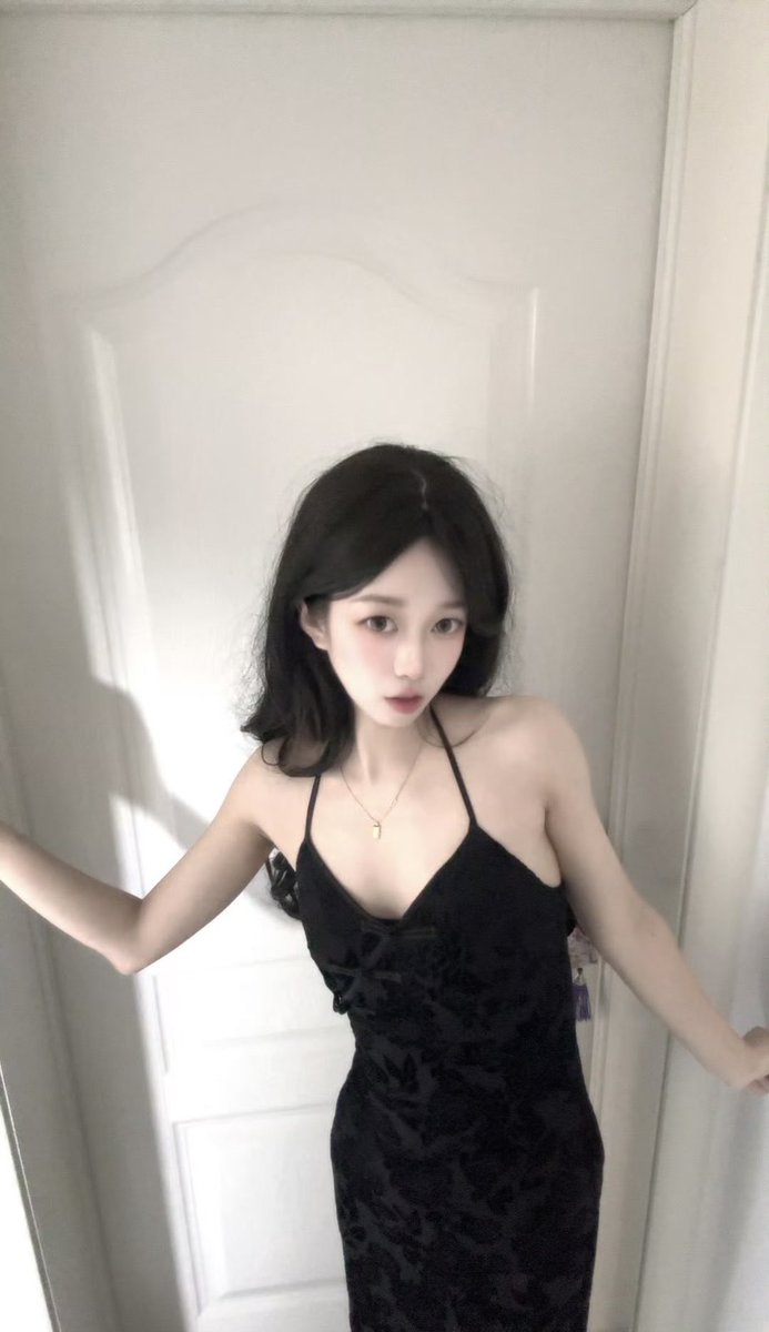 SuosTxx's tweet photo. 来到济南的第一天就遇见了黑粉、 https://t.co/xDPzgZalM4