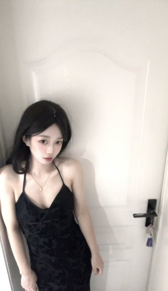 SuosTxx's tweet photo. 来到济南的第一天就遇见了黑粉、 https://t.co/xDPzgZalM4