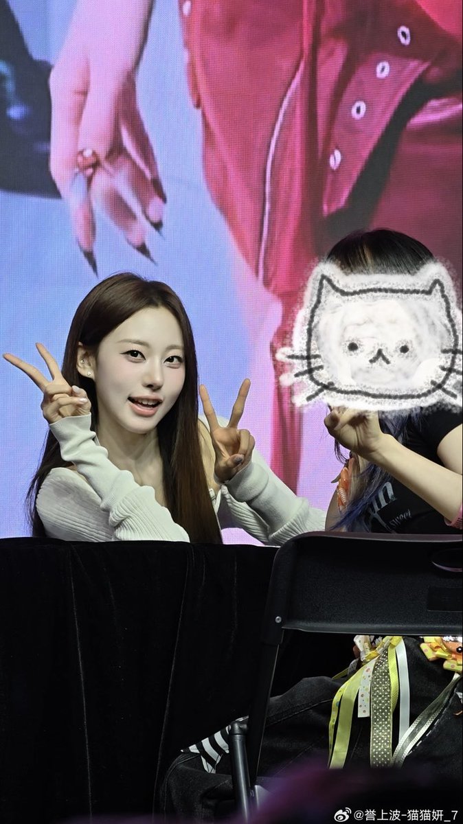 sheonfolder's tweet photo. 260726 @ TanArt fansign

cr. https://t.co/KOR2fggaGu

#션 #BILLLIE #빌리 https://t.co/KSSDdq4pmz