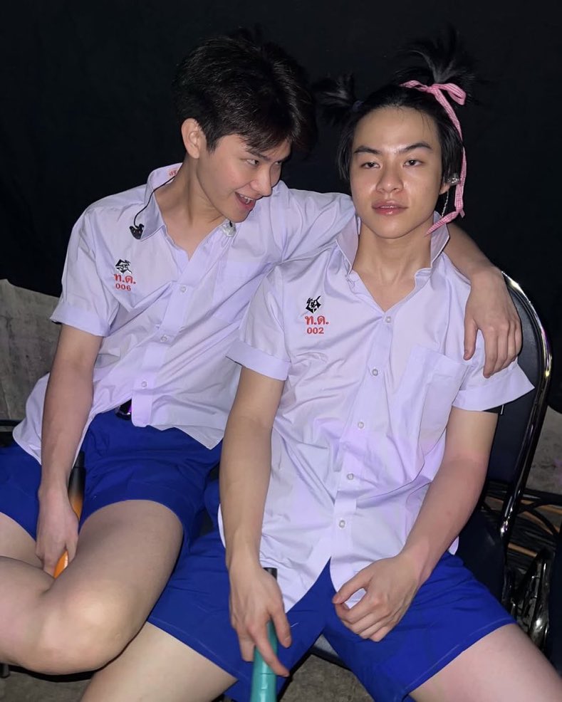 saturninelilac's tweet photo. นึกถึงตำนานไทยเดนมาร์ค เกิดและปิดในวันเดียว เพราะเป็นญาติกัน 55555555 https://t.co/81oS6AruFl