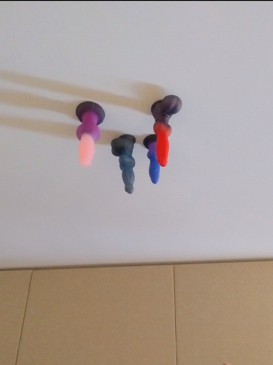 DrouinsAD's tweet photo. Decorando el hotel 
Me preguntó la sorpresa de la mucama https://t.co/Xr04Rjesa5