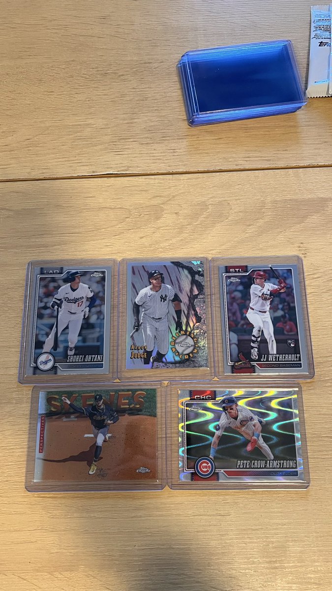 WBCardz's tweet photo. Hits/Favorites from Topps Chrome @CardPurchaser https://t.co/PSaESGVnjW