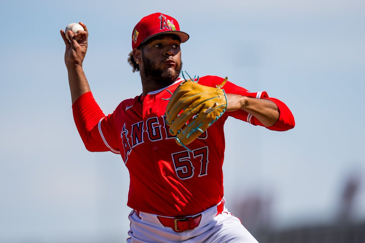 SleeperAngels's tweet photo. Lowest ERA first 16 starts of career in Angels history:

1. Jered Weaver (2.30 ERA)
2. Paul Hartzell (2.48 ERA)
3. Rickey Clark (2.78 ERA)
4. Walbert Ureña (2.78 ERA) https://t.co/F6unE6vGH4