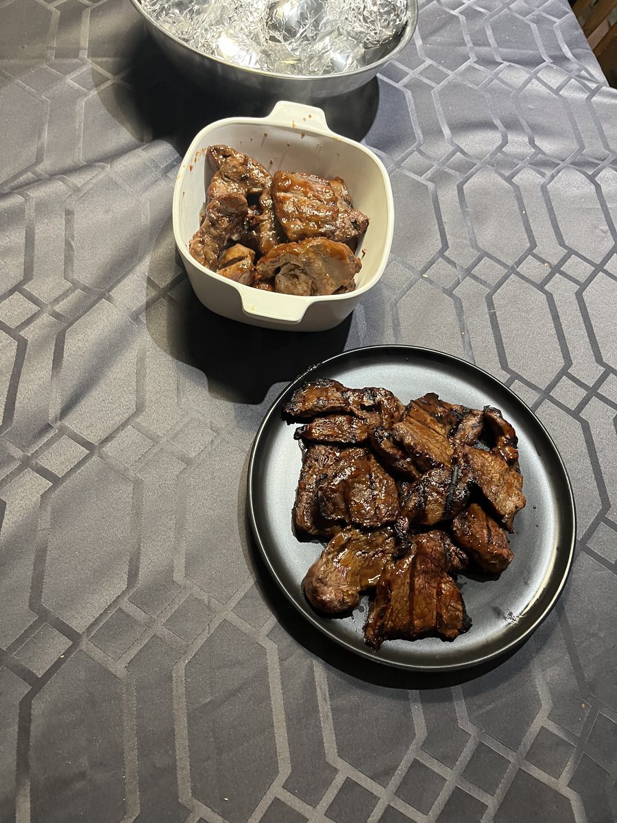 damnmassil's tweet photo. La poutine a gaspe tabasse n'importe quelle poutine a mtl (3ieme c'est du chevreuil et du caribou) https://t.co/KpSOaNL3MQ