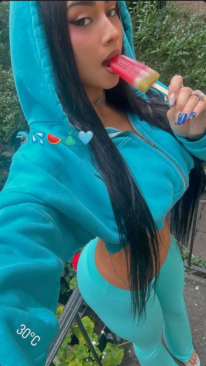 notadelun4's tweet photo. ᅠᅠᅠᅠ
ᅠᅠᅠᅠ𝓭𝓲𝓼𝓯𝓻𝓾𝓽𝓪 𝓼𝓸𝓵𝓸 𝓹𝓸𝓻 𝓮𝓼𝓽𝓪 𝓿𝓮𝔃..
ᅠᅠᅠᅠ https://t.co/A7uZar3jX6