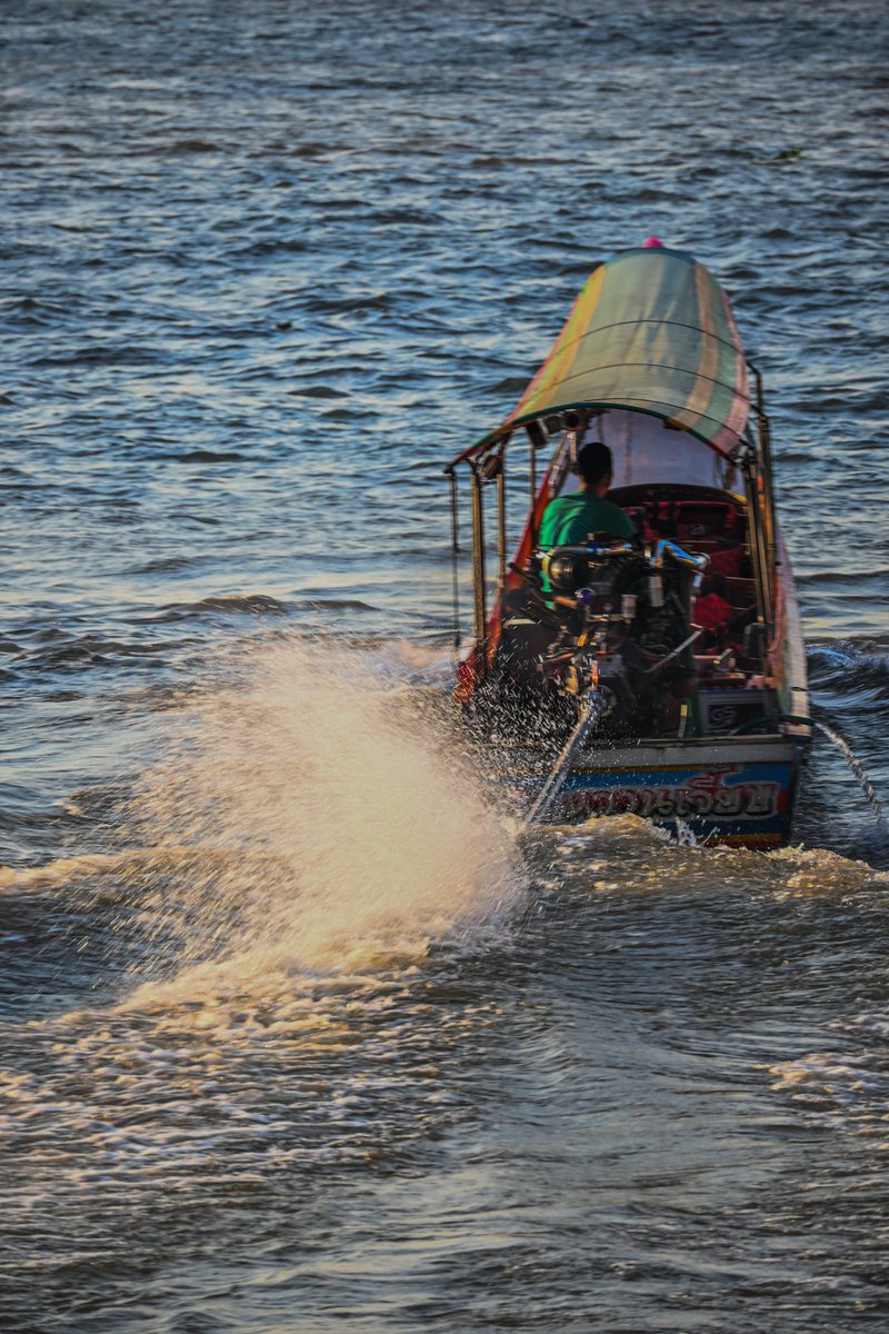 NatSornsamran's tweet photo. เทียบท่า และออกเรือจากท่าเมื่อส่งลูกทัวร์แล้ว ที่ท่าเรือริเวอร์ซิตี้ สี่พระยา
- Nikon z50ll https://t.co/DmlI6saqV4