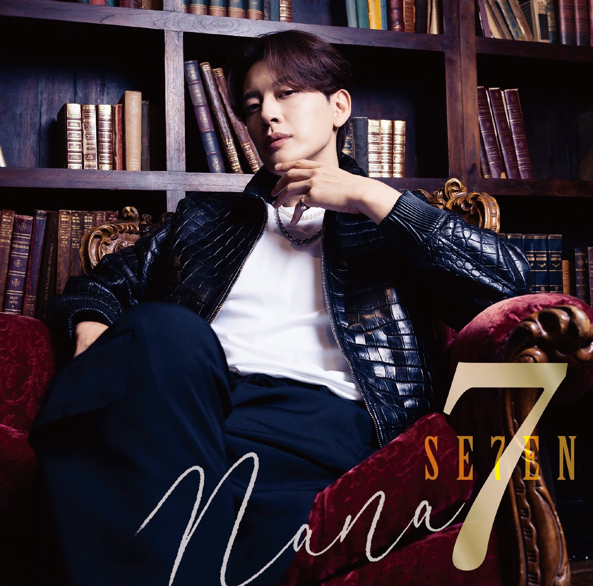 tokuma_japan's tweet photo. 【#SE7EN】
㊗️３年11ヶ月ぶりとなる新譜💿

　　🆕Single「７」
🎊2026.10.28 Release🎊

［初回限定盤A］［初回限定盤B］［通常盤］
　 ＼＼ 　全３形態でのリリース🎉　／／

初回生産盤には７種類のトレーディングカードが各１枚ランダムに封入👍

👇👇各CDジャケット写真はコチラになります👇👇 https://t.co/tz1ehEkLfy