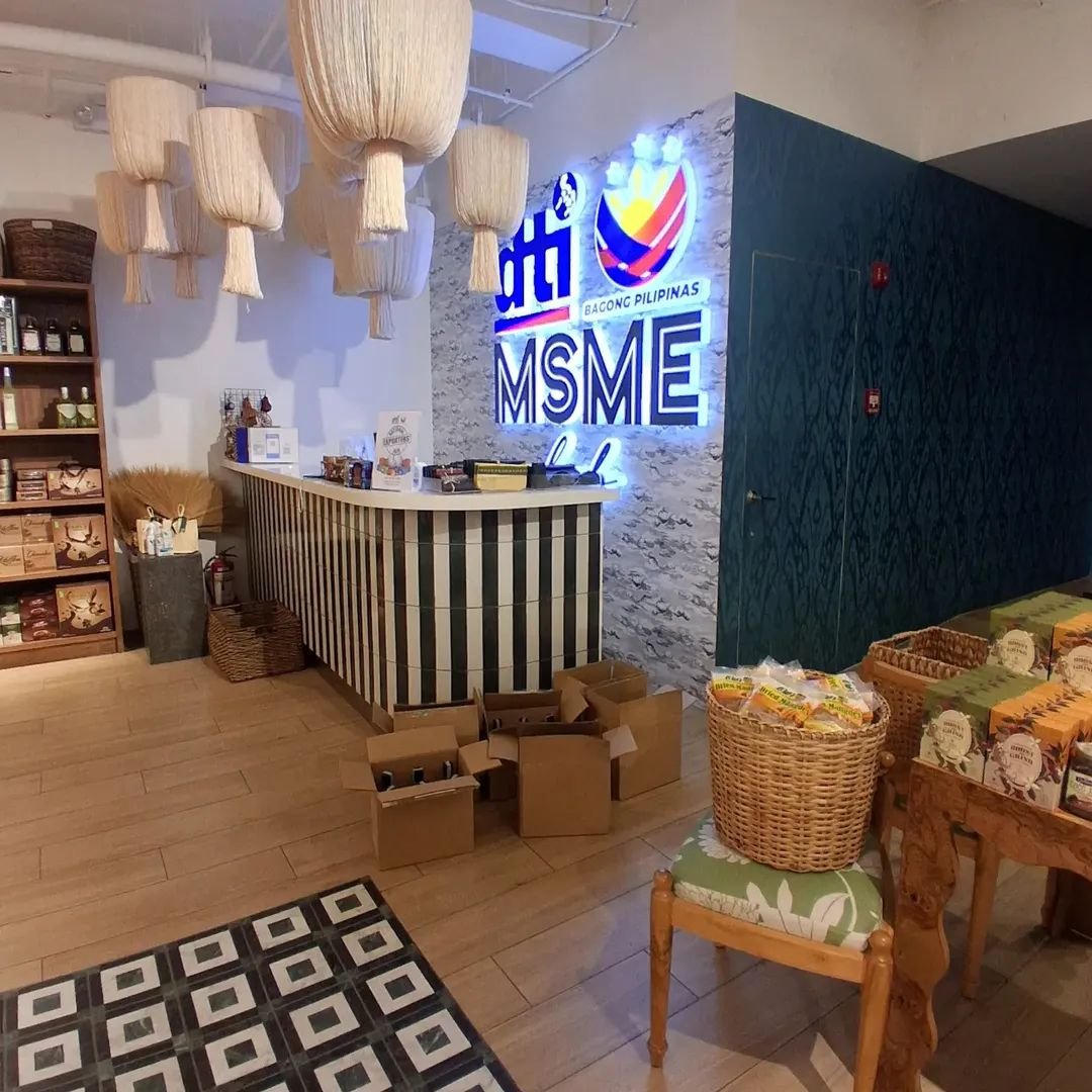 coffeexmead's tweet photo. Delivered some La Mesa Mead at the DTI MSME Hub at Makati City! 

This is a hub where MSMEs can showcase their products for free to unlock and reach new markets.

Items are also available for purchase! 

DTI Filinvest Bldg., 
387 Sen. Gil J. Puyat Ave, 
cor Jupiter, Makati City https://t.co/GdREyBVlWW