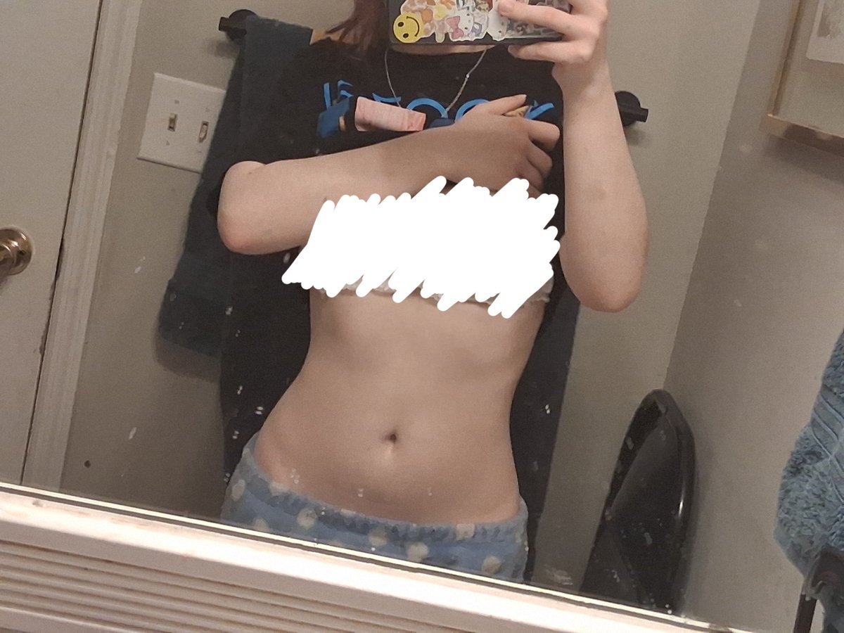 bitebruise's tweet photo. i havent done a bodycheck in ages gulp dont bully me 😢😢 im locking in bro i promise https://t.co/C30vtOx705