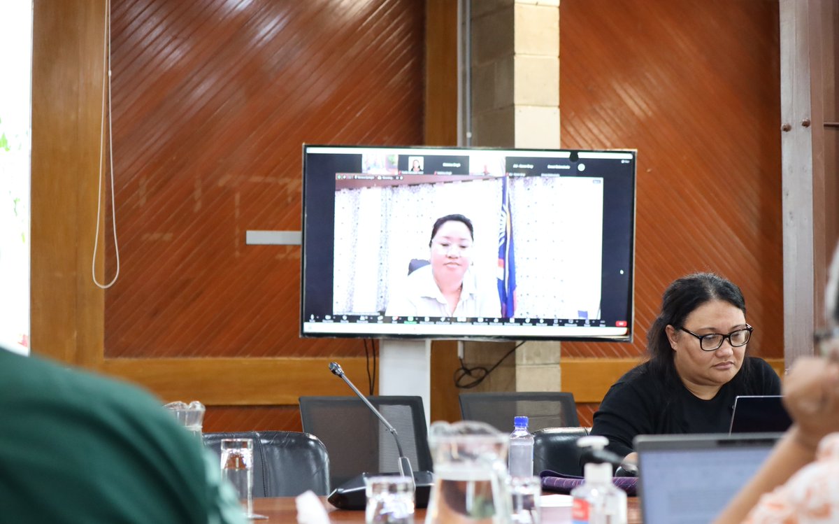 ForumSEC's tweet photo. The second meeting of the Public Finance Management (PFM) Regional Coordination Mechanism was held virtually on 24 July 2026 and hosted by the Pacific Islands Forum Secretariat (PIFS).

The meeting was chaired by Ayako Yamaguchi-Eliou, Secretary of the Ministry of Finance, Banking and Postal Services of the Republic of the Marshall Islands.

Key discussion areas included updates from the 2026 Forum Economic Ministers Meeting, held in the Republic of the Marshall Islands and the Public Finance Management Regional Coordination Mechanism work programme for 2026–2027.

The Forum Economic Ministers Meeting in 2024 endorsed the establishment of the Public Financial Management Regional (PFM).

It is a coordination mechanism to address challenges in PFM technical assistance and capacity building across Pacific Island Countries.

#OneBluePacific #Regionalism #FEMM