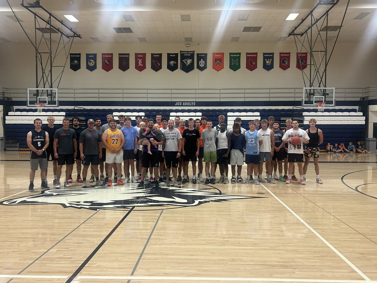 JCCBoysBB's tweet photo. Another great night at our annual 3-on-3 tournament! The heat forced us indoors, but that didn’t stop the competition or the fun.

A huge thank you to Sunshine Foods for sponsoring the event and providing water and Gatorade for everyone. https://t.co/1AYCkTDngO