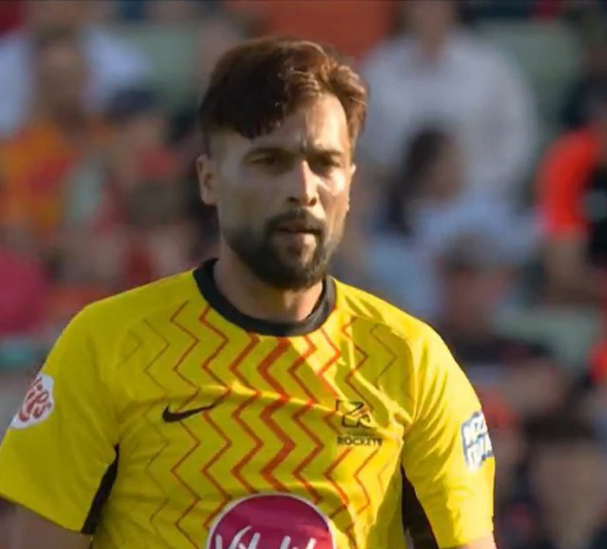 Realsuperkings's tweet photo. 🚨 MOHAMMAD AMIR ELIGIBLE FOR IPL!

- Following Azhar Mahmood’s footsteps, the experienced left-arm pacer can now enter the IPL auction.

Potential Target Team :-

RCB |  MI | GT 
KKR | SRH | RR | DC

Which team jersey would suit Mohammad Amir the best in IPL? https://t.co/pbIT1cHNnm